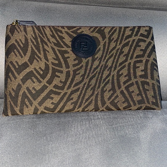 Fendi Handbags - NEW, never used Fendi Vertigo Flat pouch
